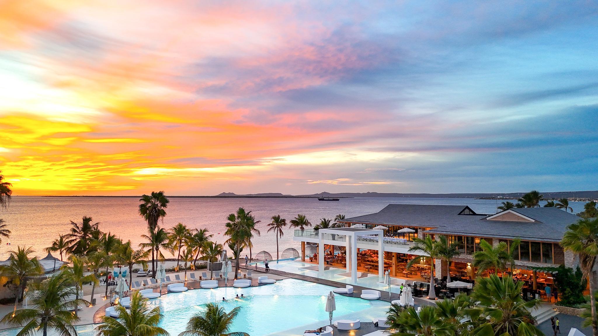 Van Der Valk Plaza Beach & Dive Resort Bonaire Kralendijk Esterno foto