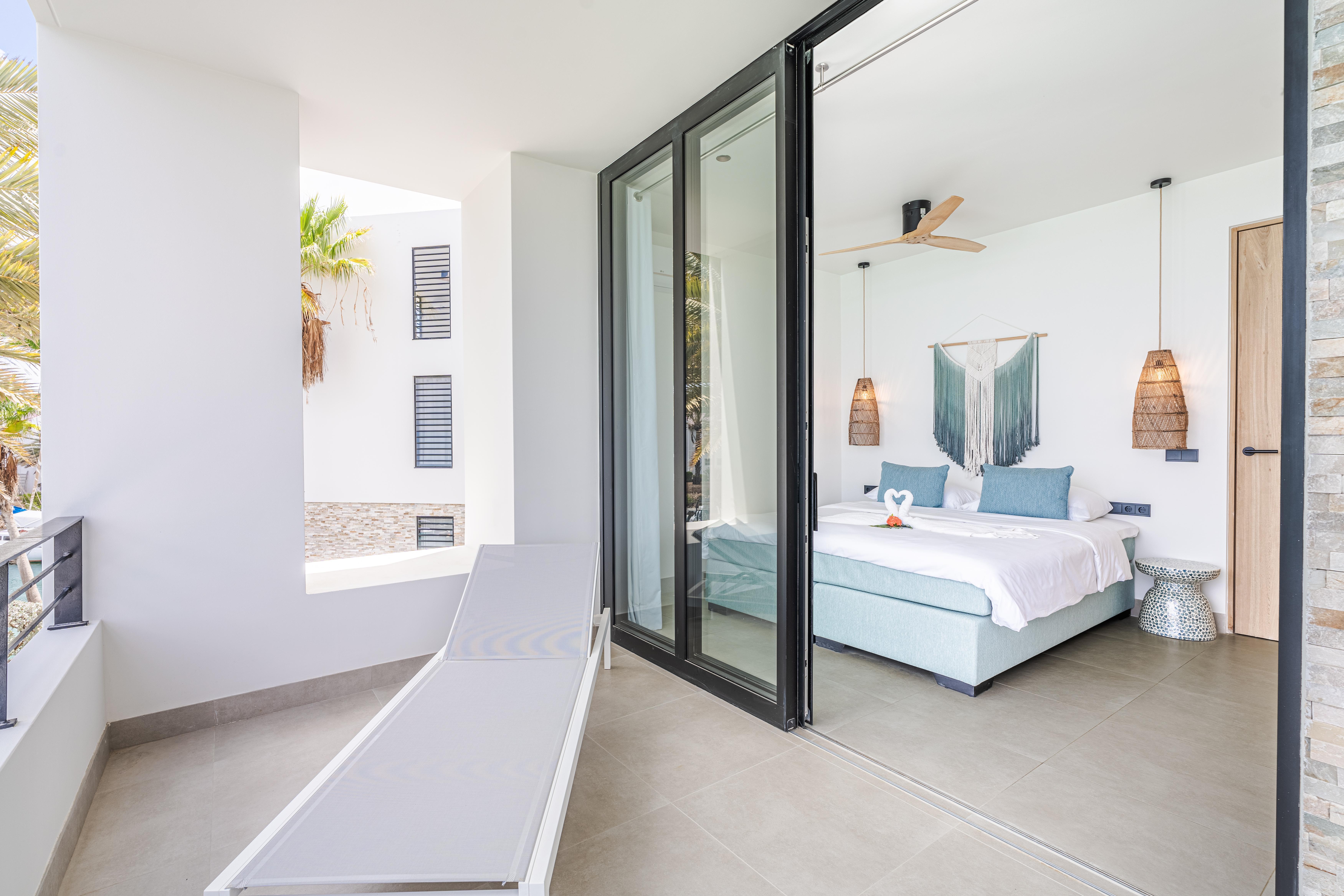 Van Der Valk Plaza Beach & Dive Resort Bonaire Kralendijk Esterno foto