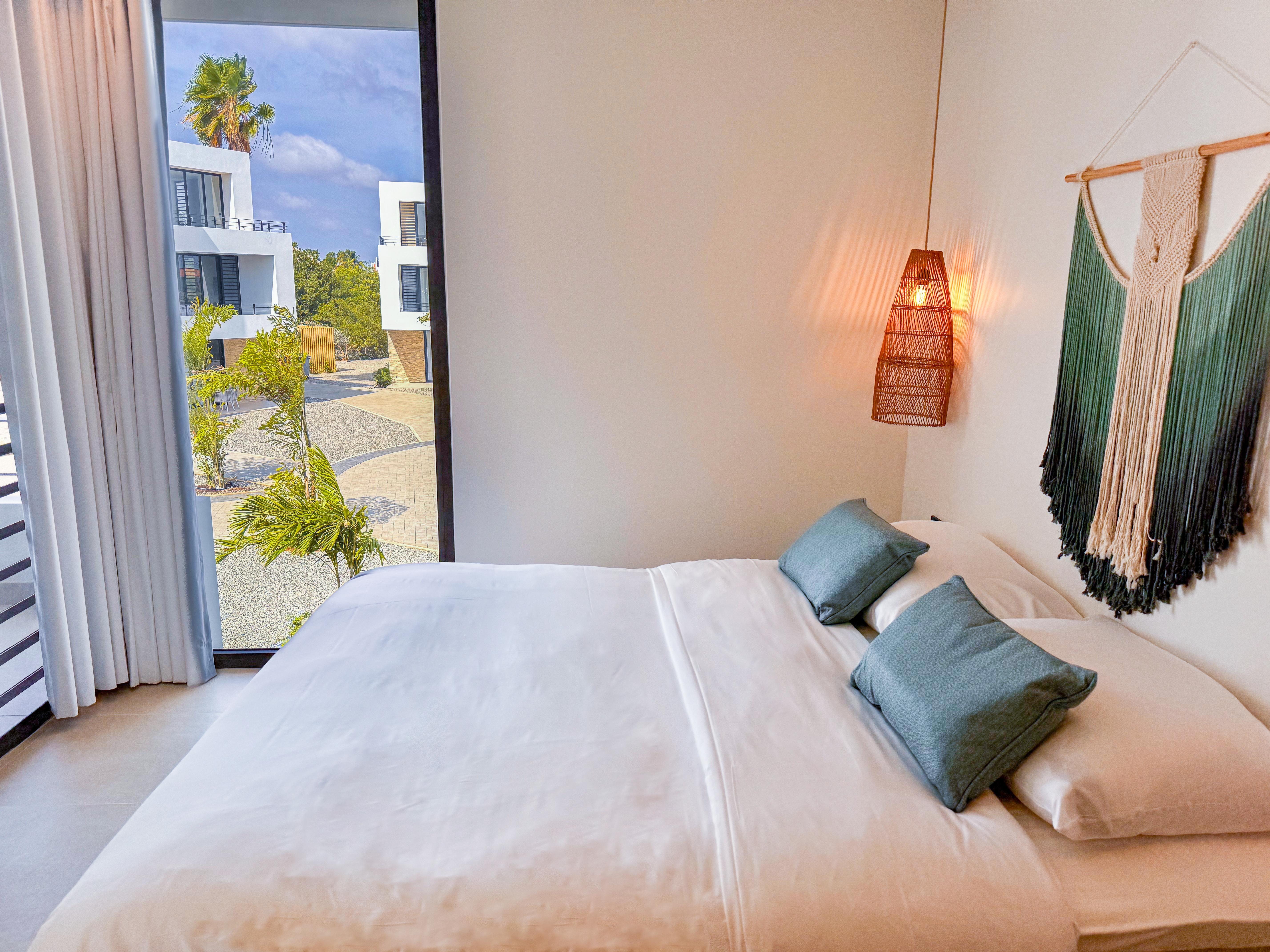 Van Der Valk Plaza Beach & Dive Resort Bonaire Kralendijk Esterno foto