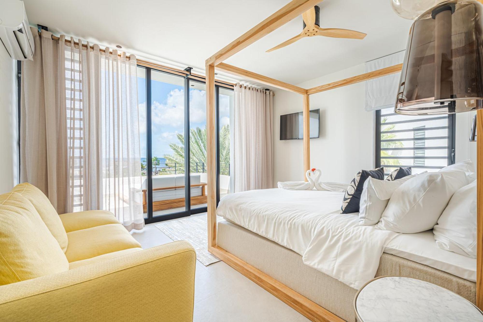 Van Der Valk Plaza Beach & Dive Resort Bonaire Kralendijk Esterno foto