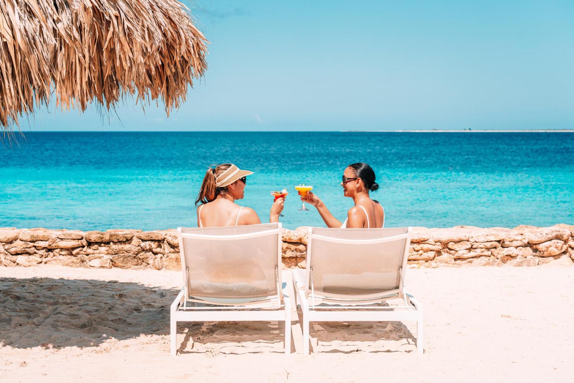 Van Der Valk Plaza Beach & Dive Resort Bonaire Kralendijk Esterno foto